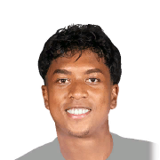 L. REALPE PES 2021 portrait